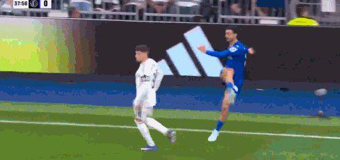 【早报】无解世界波，皇马吞连败！