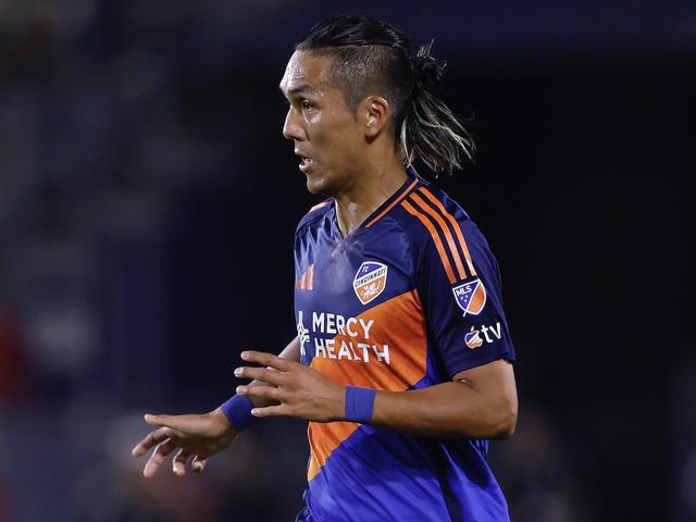 官方:32岁日本前国脚久保裕也宣布退役,曾在德甲、比甲留洋