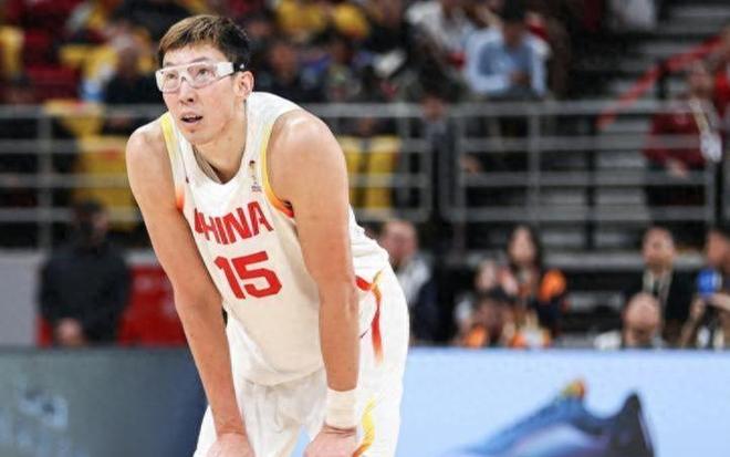 男篮可以没有周琦、胡明轩，但是不能没有赵睿