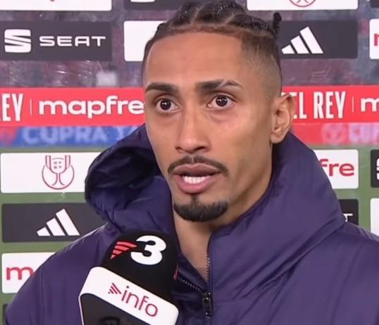 拉菲尼亚：为球队感到骄傲，我们今天的表现配得上进决赛