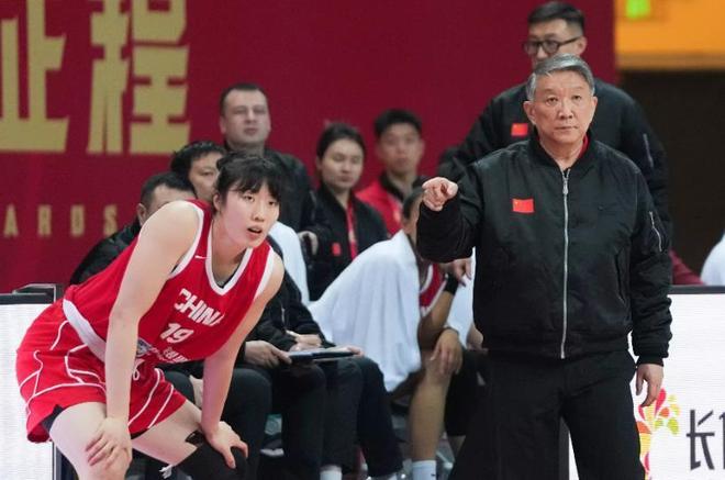 女篮领先巴西19分被追平，加时险胜；王思雨21分全场最佳