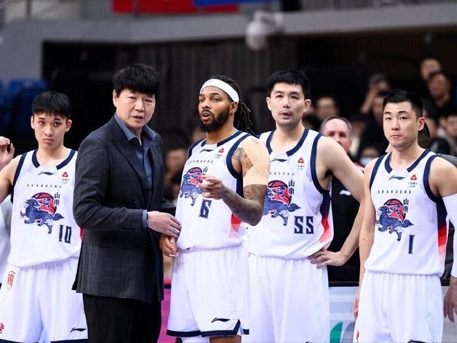 山东男篮欲复仇江苏，限制庞峥麟是关键，新外援有望迎来首秀