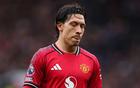 利马伤情反复恐无缘战维拉！曾因伤重想退役，或迫使曼联买范德芬