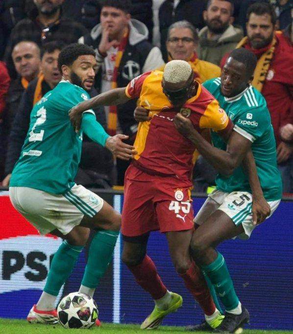 【欧冠】斯洛特百场再暴角球弱点，利物浦败走土耳其