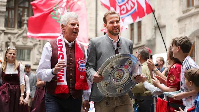 图片报：慕尼黑市长已辞去在拜仁全部职务；此前因领取报酬引发争议