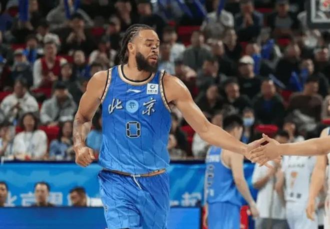 北京88-55战胜四川 球员评价：5人优秀，4人及格，3人低迷