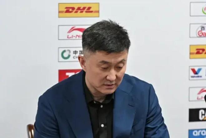 疆粤赛后采访！杜锋不满进攻暗示4球员，格兰强调防守谈新援情况