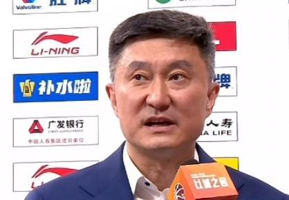 杜锋：深圳队的进步有目共睹，今晚的比赛赢得非常艰难