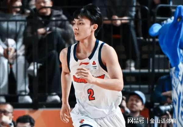 太失望了！3投0中+3失误+罚球6中2，粤迷：等半个赛季就这鬼样？