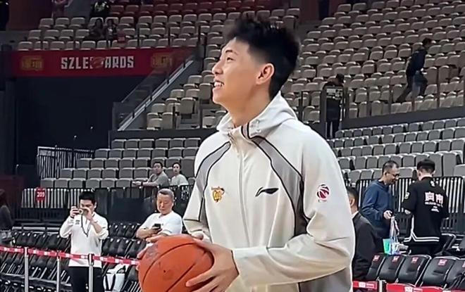 首秀倒计时！崔永熙赛前投篮训练手感火热