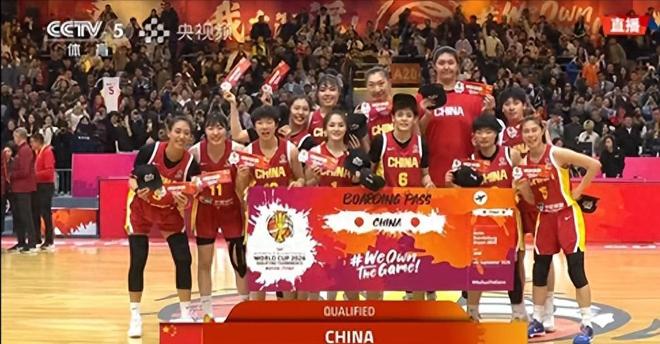 光漂亮有啥用？4战15中4，失误多于进球数，球迷：咋进的国家队？