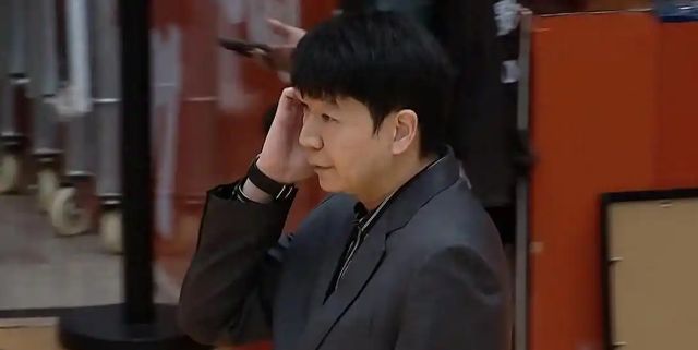 山东男篮惨败浙江稠州凸显两点：外援水平相差大，球员之间不团结