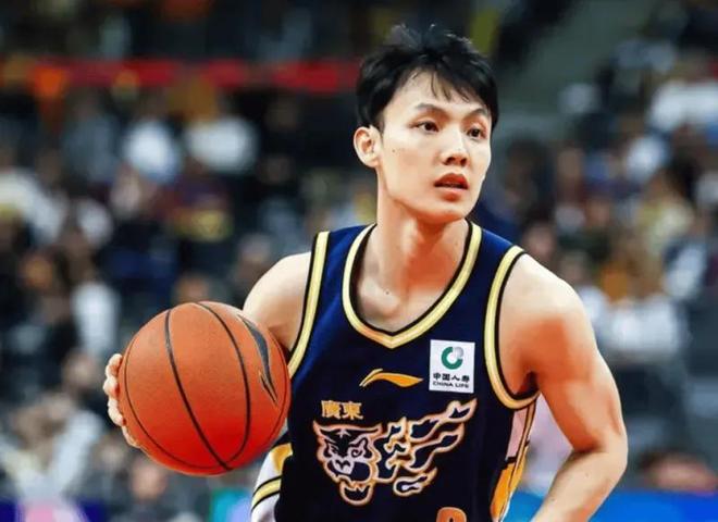 广东胜新疆4利好！徐杰球权提升，焦泊乔展现投篮，崔永熙太好使