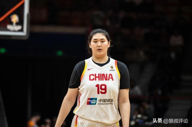 宫鲁鸣：张子宇是世界独一无二的人才 我们希望她控制范围大一点