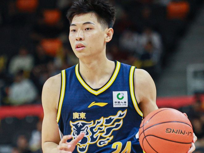 广东111-89新疆！球员评分：4人满分，2人良好，2人不合格