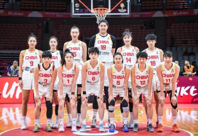 承认吧：这三人才是女篮核心框架，李月汝让人失望张子宇尚需历练