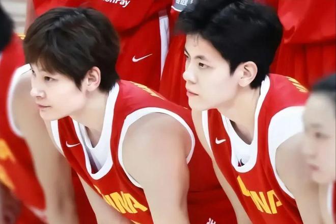 场均10+5！女篮新队长扬言要当领袖，球迷不买账：只能算个偏将