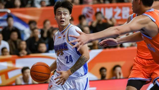 这都能输？CBA大冷门！豪言夺冠，却被第15掀翻，赵睿复出也白搭