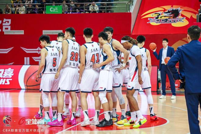 华南虎客场不敌江苏