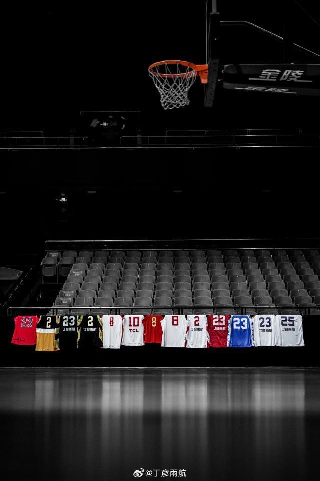 丁彦雨航宣布退役：累了，放下比坚持难太多