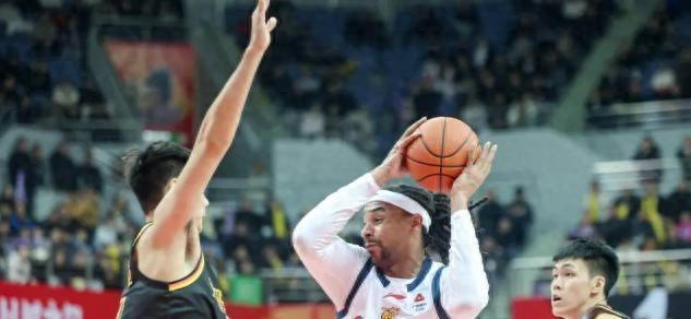 CBA排名大变！广东惨遭1分逆转，天津狂输24分，广厦3连胜排榜首