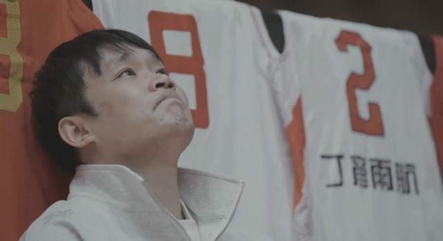 丁彦雨航：如果腿没事我想打到45岁，坚持这么久本不想遗憾退役