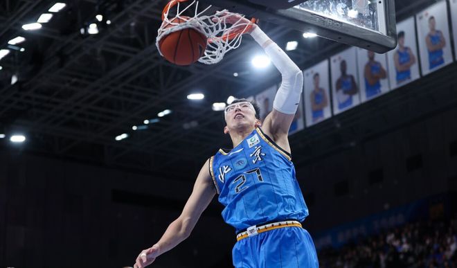 磨蹭最后出场！周琦被指责耍大牌让许利民干等 生涯得分已最低