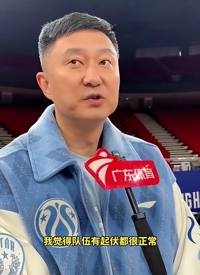 杜锋采访时发言被评不要脸，北京男篮不搞金元篮球，CBA开罚单