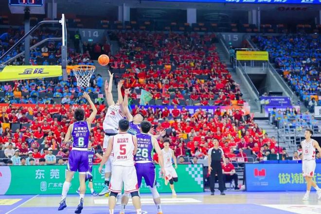 爆砍43分！前NBL得分王主宰东莞市联赛揭幕战~