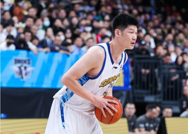 超上海升第一！广厦加时力克江苏 胡金秋16+11贾尔斯37+19