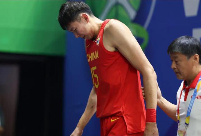 罚球14中5！联赛都吊儿郎当，“助国家队重返巅峰”只是空头支票