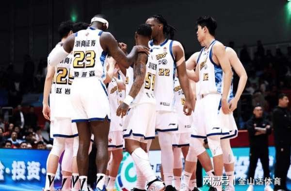 鬼才少帅！庞峥麟将广厦拖入加时，王博只用一招，让他加时赛0分