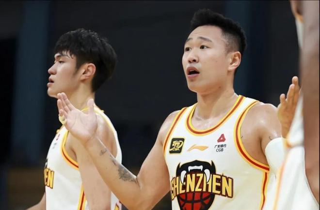CBA劳模！出场时间联盟第2，三分球命中数联盟第1，得分本土第2