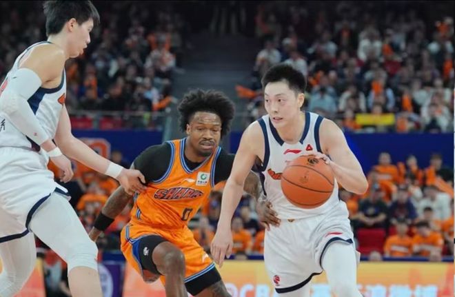 是队长、且是顶薪、还是三分王，却打出最低正负值！球迷：负二代