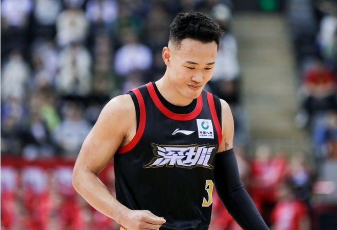 飙升第三！郭士强观战深圳双杀江苏5连胜 贺希宁31分双里程碑