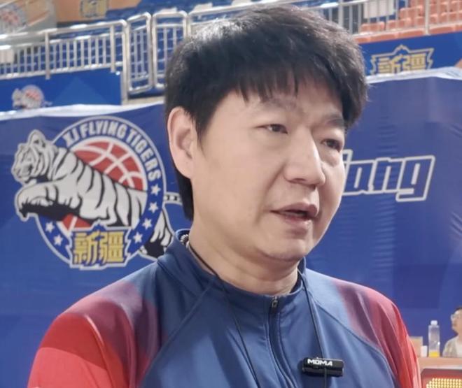 邱彪：今年联赛有很多爆冷的比赛，想取胜最重要的是职业态度