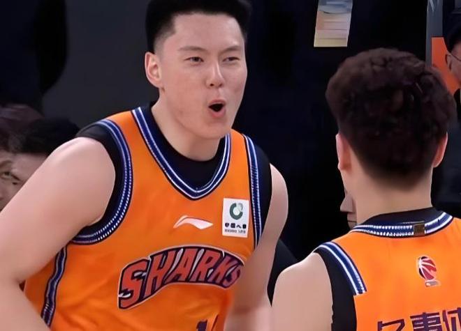 二李发威，李弘权&李添荣高效合砍45分，两人共飙进13记三分