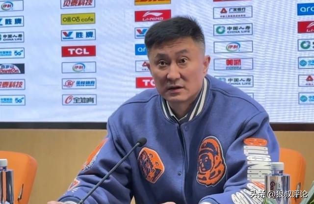 三连冠后首度被主场球迷高呼下课，广东男篮近八年唯一无换帅球队
