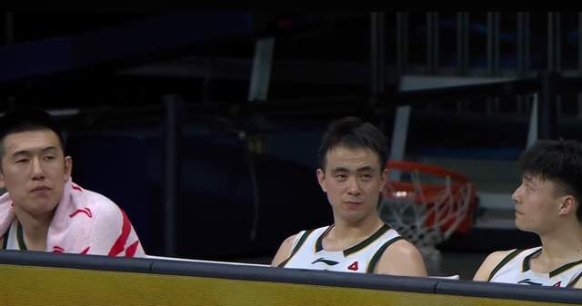 大冷门！辽篮遭鱼腩复仇，赵继伟7中1拉胯，杜锋弃将20+9打爆辽宁