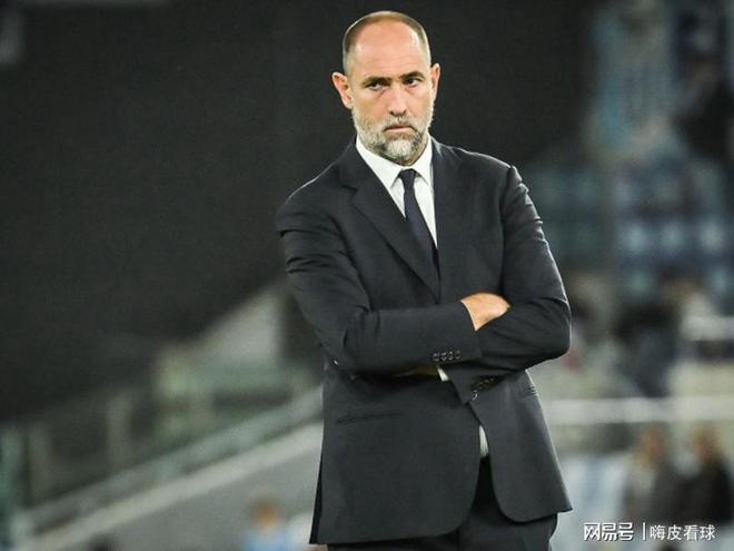 7场，太难！谁敢来英超豪门，曼联两帅未被提起，79岁老帅等邀请