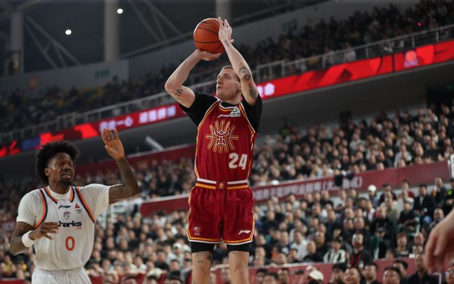 山西输球两人昂首离场！不是迪亚洛不是张宁，赛后球队收获两利好