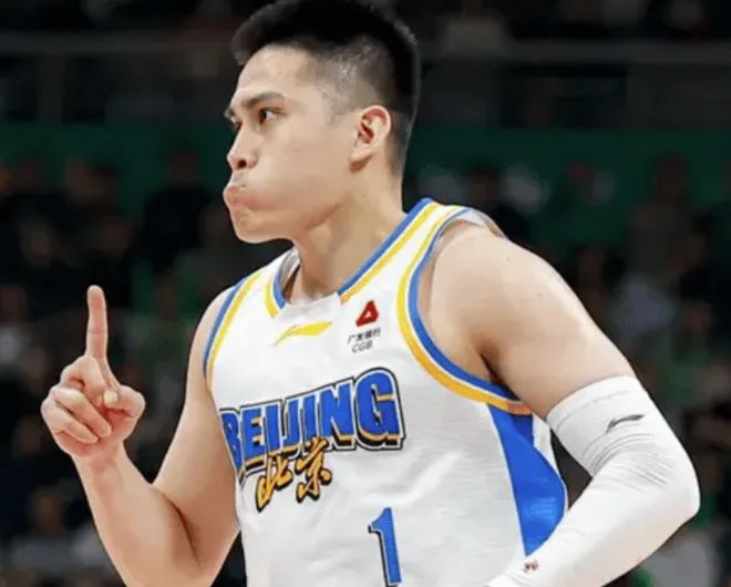 杰曼赵睿拯救北京，3主力急需调整！周琦陈盈骏低迷，麦基别持球