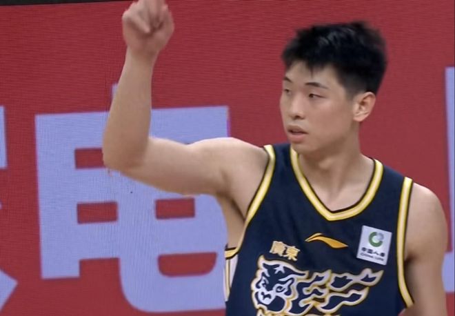 广东宏远早报！崔永熙正式复出，焦泊乔难归队，张皓嘉坐稳首发