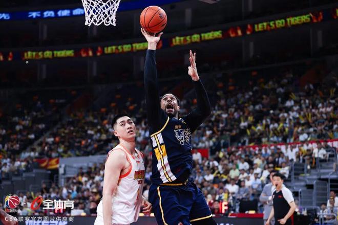 属于团队的胜利！广东主场击败江苏