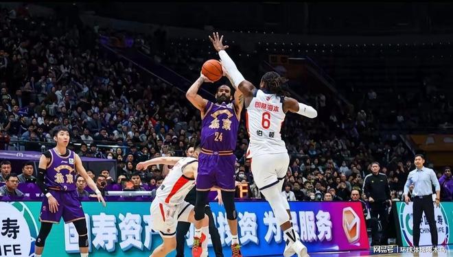 CBA常规赛北控主场一分险胜广州 团队合力守住胜利果实