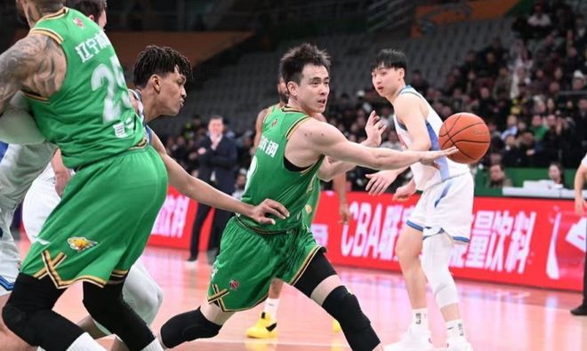 辽宁VS浙江悬念重重！赵继伟持续低迷成隐患，洛佩斯如何破局？