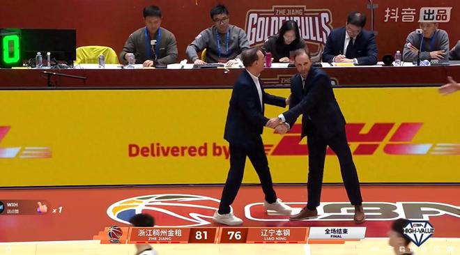 什么情况？3大后卫外线11中1，集体哑火，球迷：要是能赢真见鬼了