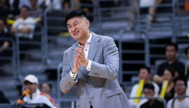 广东宏远VS浙江广厦！杜锋冲击3连胜，限制胡金秋，央视直播