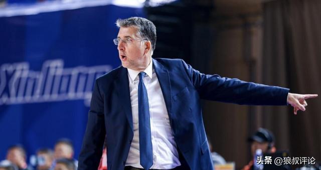 新疆男篮新赛季二度换帅引热议！媒体人感叹整个赛季处于动荡中