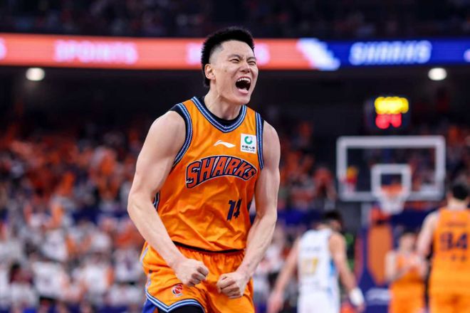 CBA第34轮最佳阵容：李弘权率上海15连胜 史密斯绝杀深圳9连胜